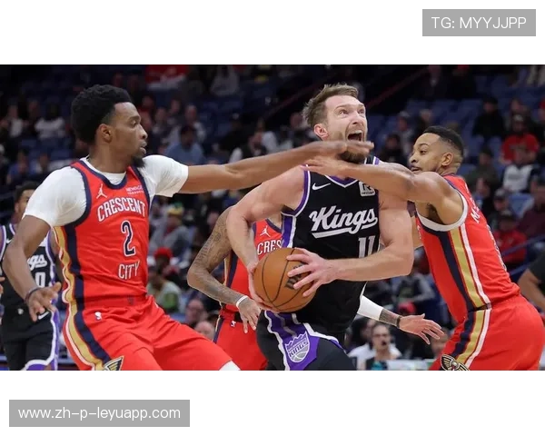 克拉克斯顿三双锁死鹈鹕内线