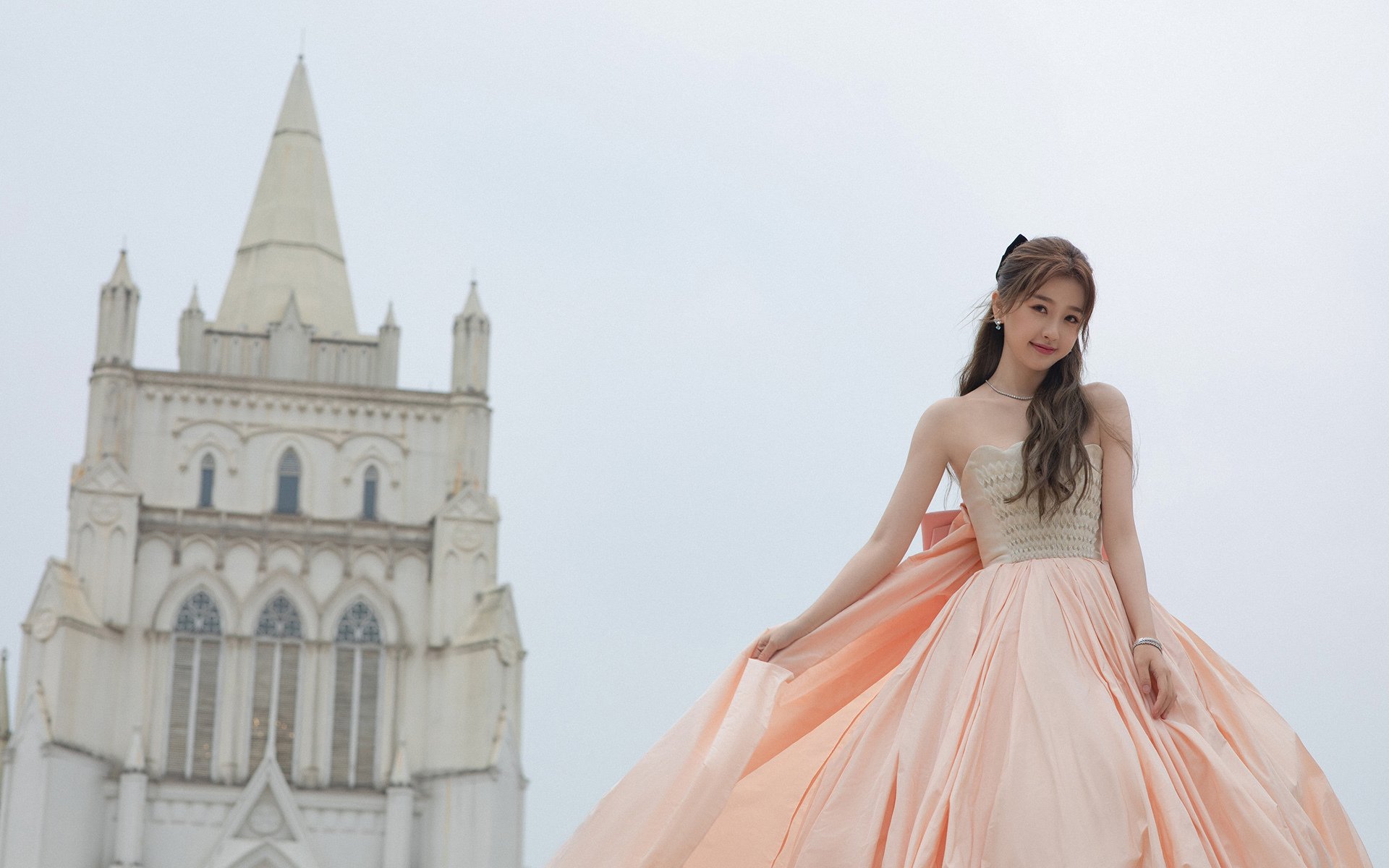 电竞主题小说动漫涌现产业生态持续拓展,电竞小说改编的动漫